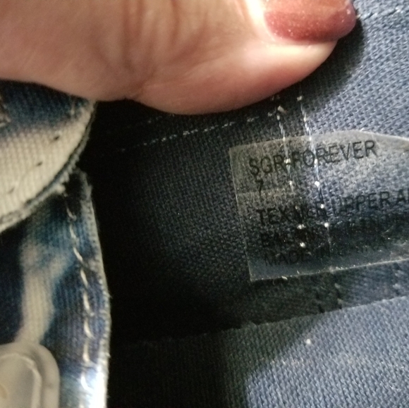 NWOT Sugar Tie dye tennis shoes size 7. - Picture 5 of 8